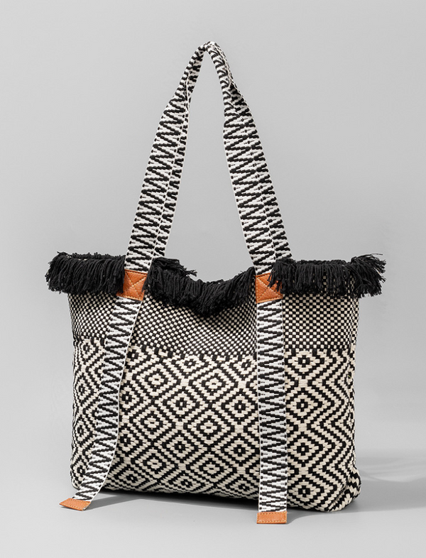 Bolso Playero Flecos Negro Ref. 1403