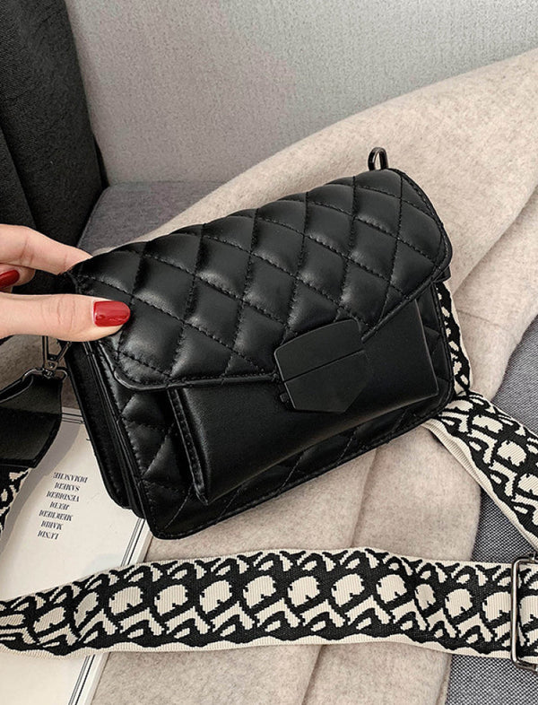 Bolso Moderno Acolchado Negro Ref. 961